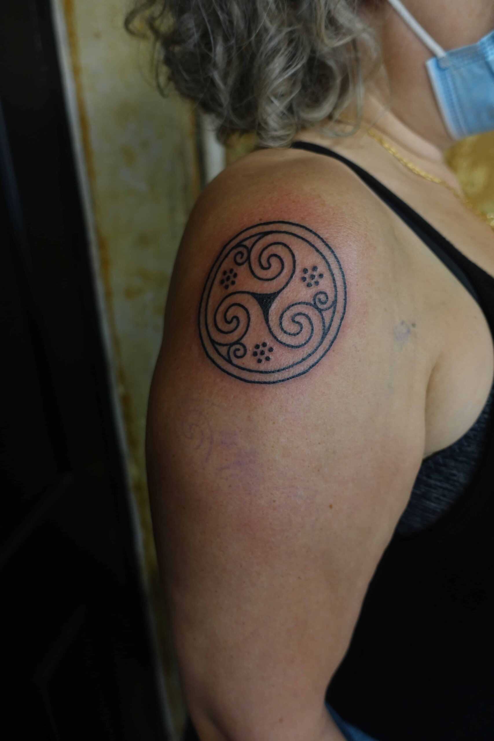 Triskelion Tattoo Viking Triskele Tattoo / Viking Tattoo / Celtic Tattoo /  Triskelion Temporary Tattoo / Triskele Symbol Tattoo / Norsk - Etsy